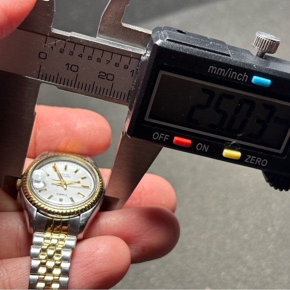 Timex Indiglo Ladies Quartz Watch Date Just White Dial Silver Gold Tone Working - Picture 9 of 9